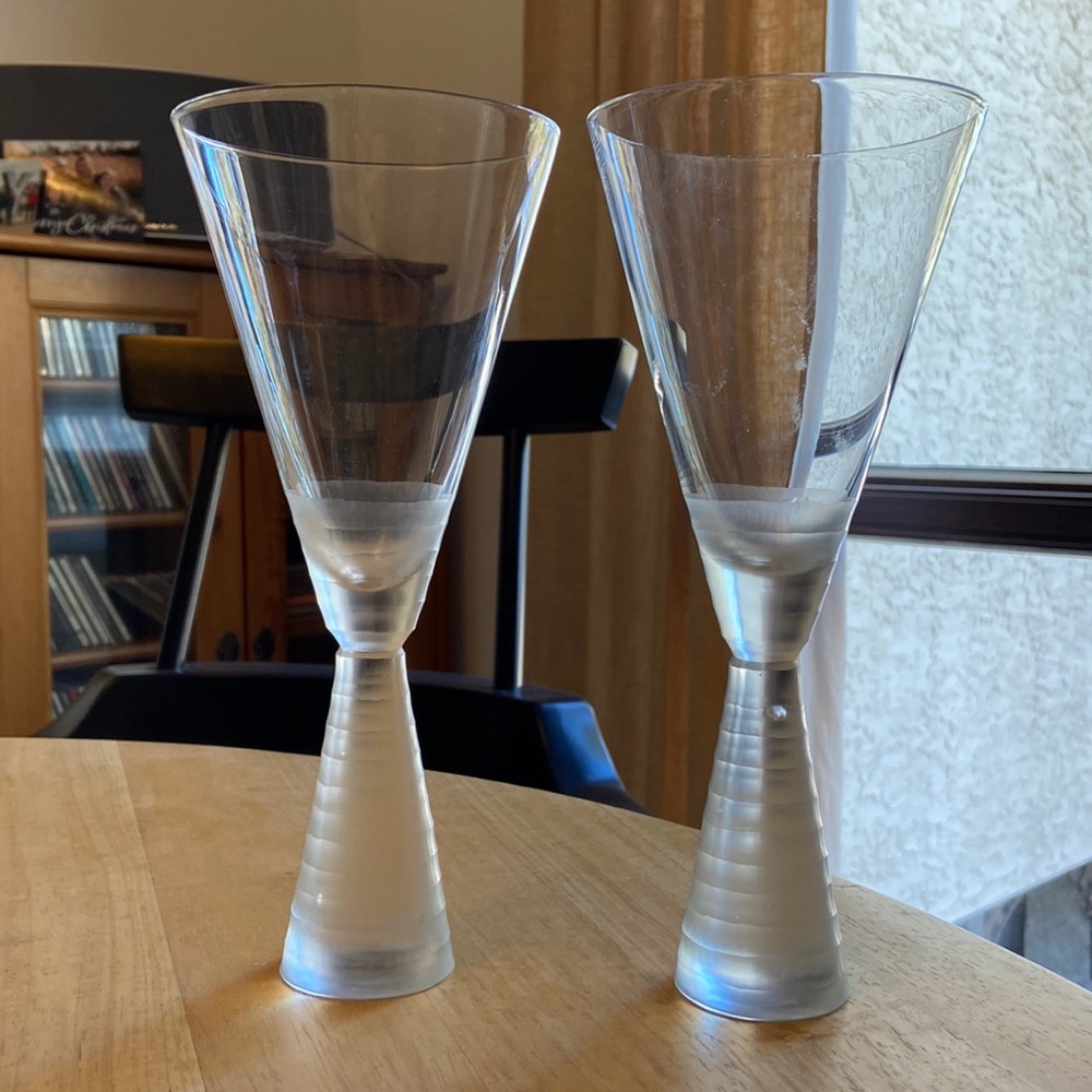 Mikasa crystal champagne glasses with heavy frosted base. (Set of 2)
